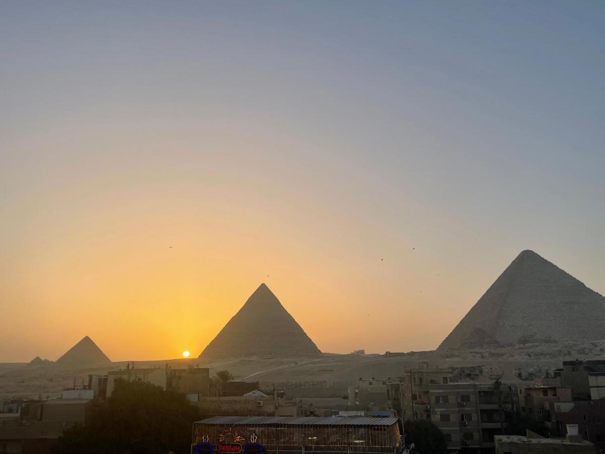 Cheops Pyramids Inn Kafrat al Jabal Bagian luar foto